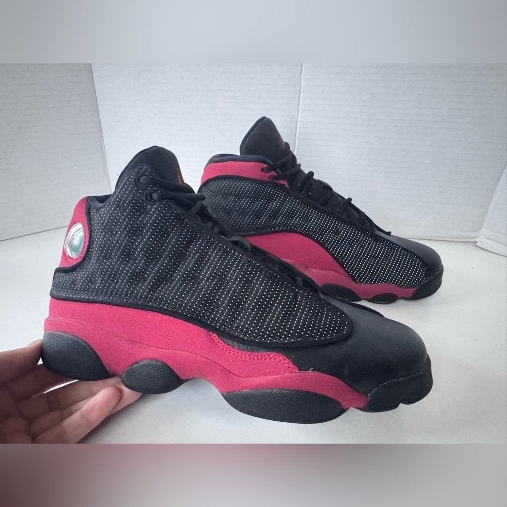 Jordan 13 Retro Bred 2017 Size 6 Youth Shoes - Picture 2 of 11